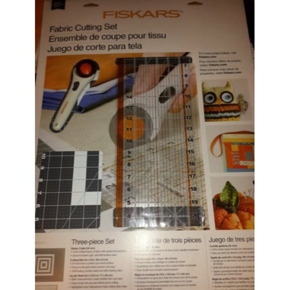 Fiskars Rotary Cutter 3-Piece Set - 45mm Stick Rotary Cutter for Fabric, Cutting - Picture 4 of 4